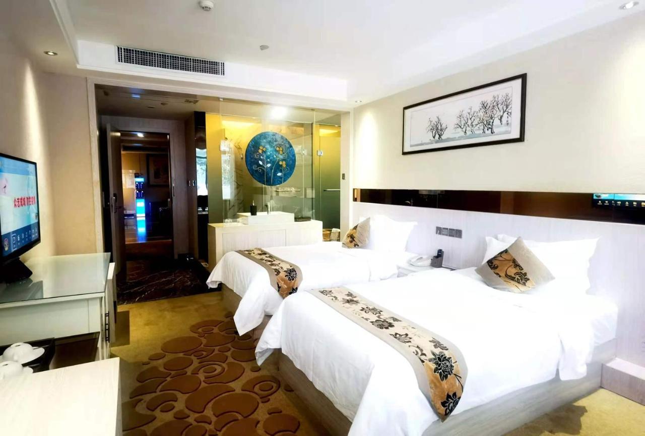 Paco Hotel Tianhe Coach Terminal Metro Satation Guangzhou-Free Shuttle Bus For Canton Fair Exterior photo
