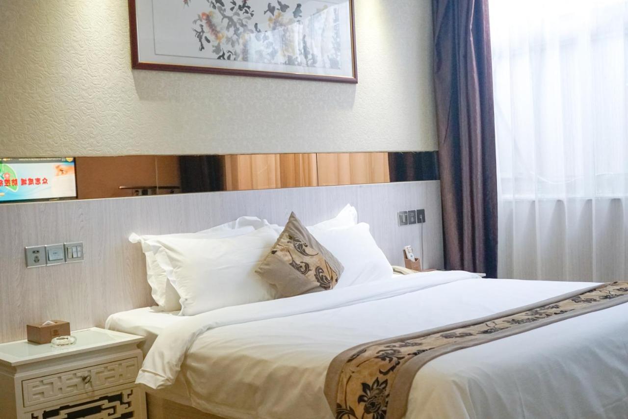 Paco Hotel Tianhe Coach Terminal Metro Satation Guangzhou-Free Shuttle Bus For Canton Fair Exterior photo